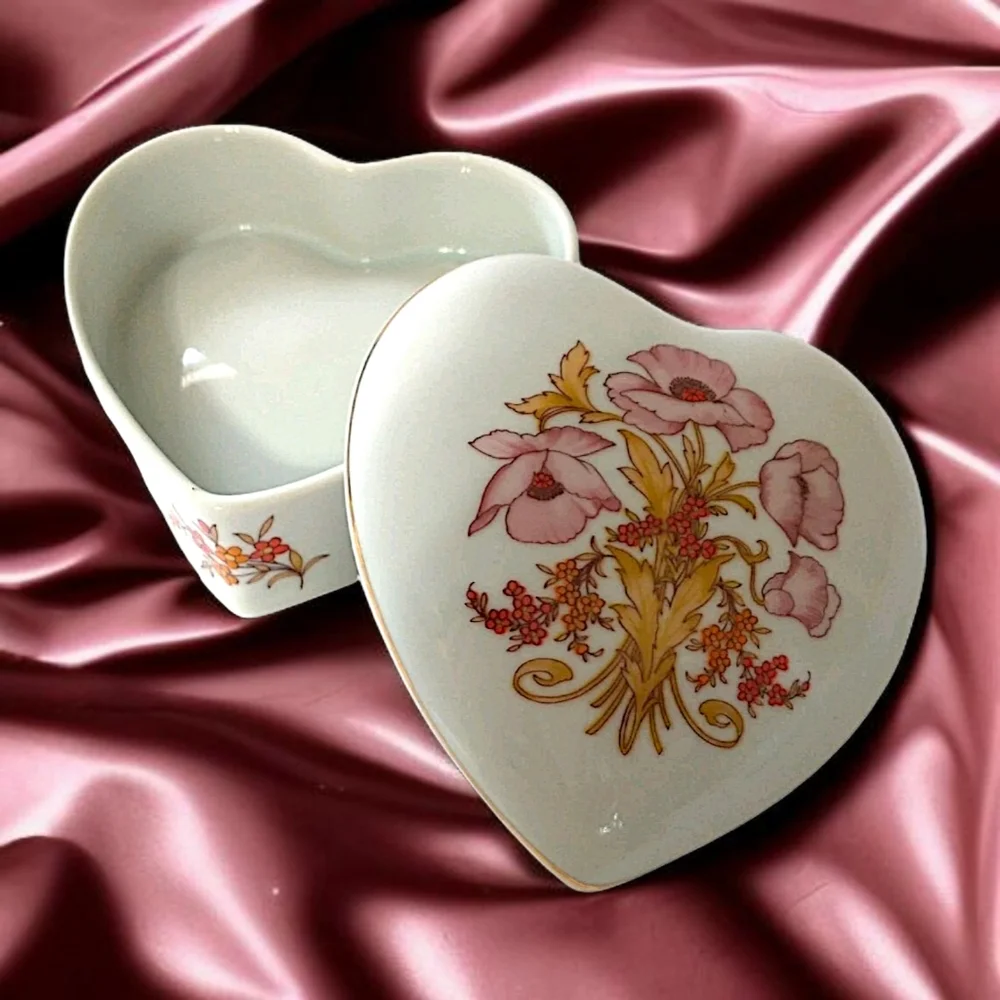 Heart Trinket‎ Jewelry Box Dish Lid Ceramic Flowers Floral Gift Leart Brazil.